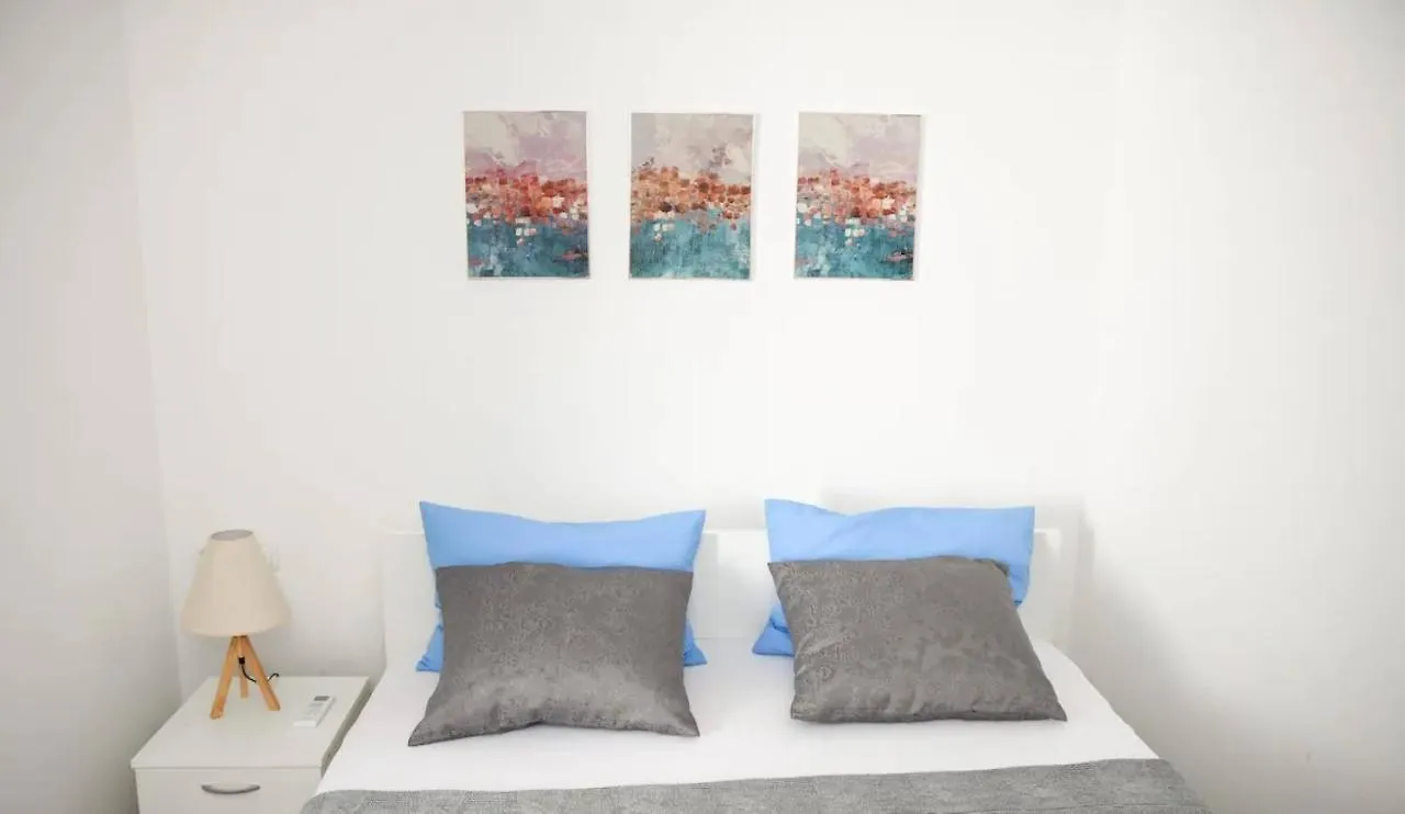 Apartment Dita Trogir
